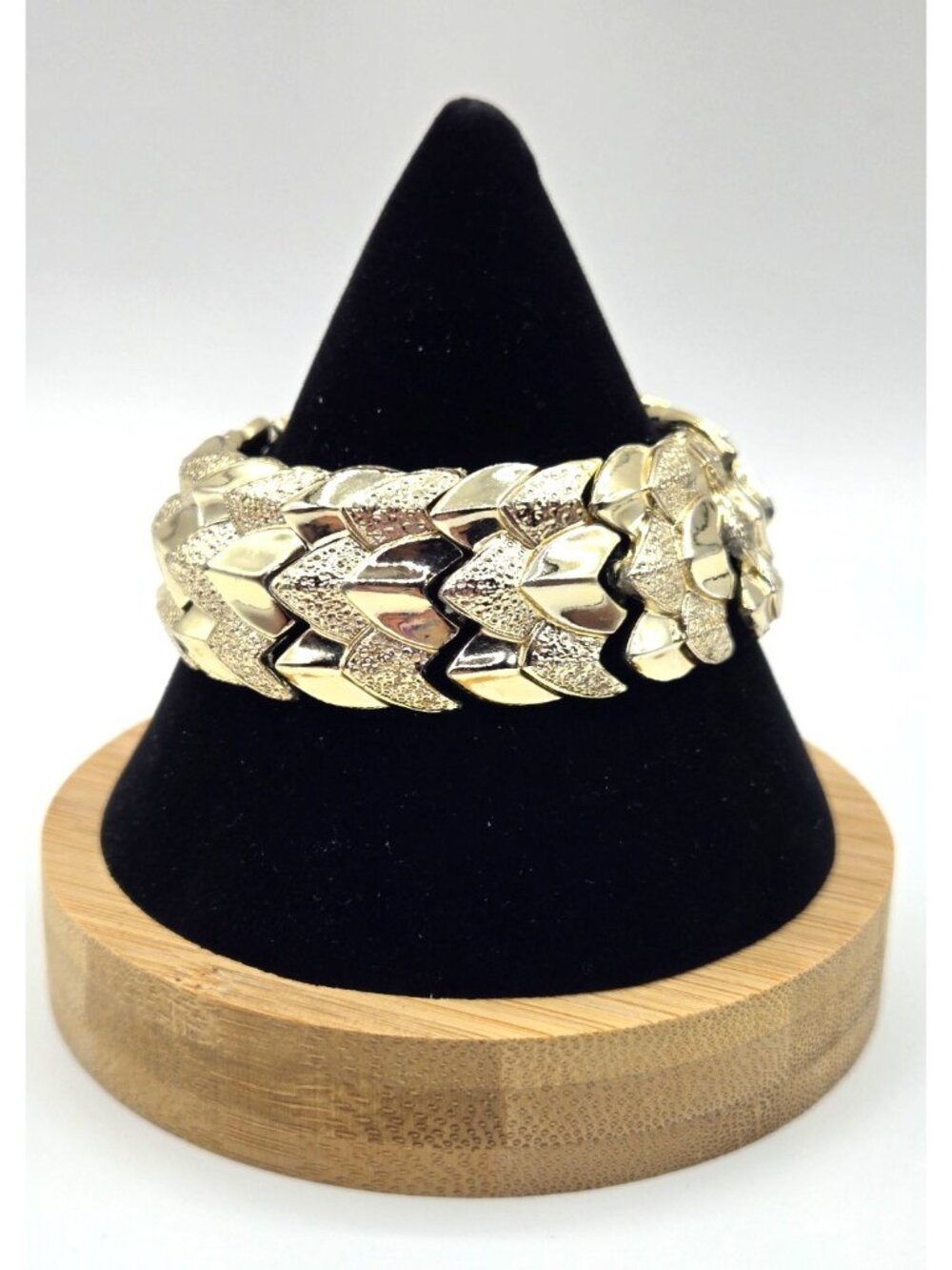 CORO Signed 3-Row Bracelet Elegant Gold Tone Shiny Sparkly Statement Vintage - Picture 1 of 8